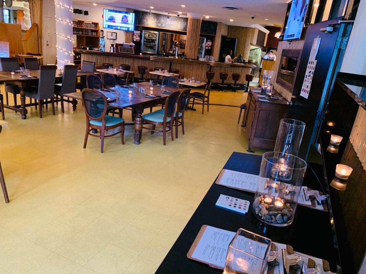 Hotel At The Waldorf Vancouver Luaran gambar